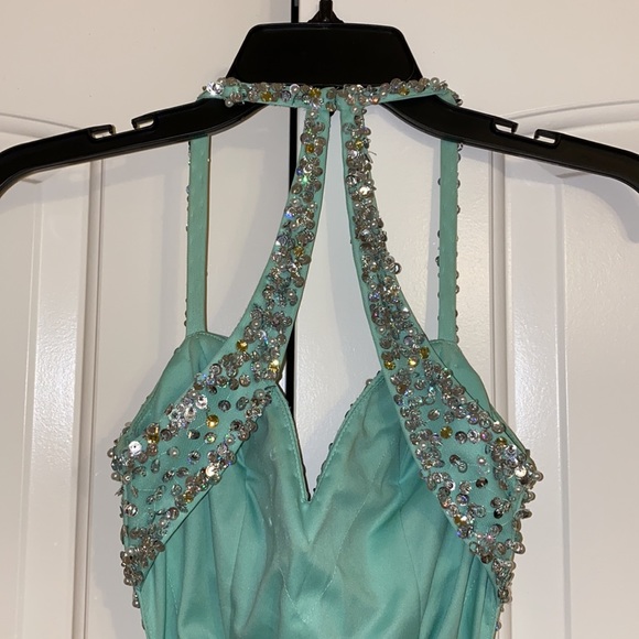 Sean Collection Mint Green Prom Dress! - Picture 10 of 15